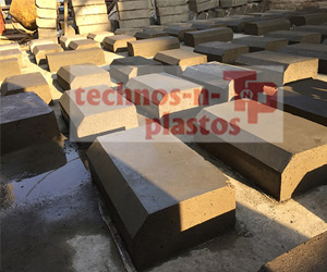 frp-moulds-for-kerb-stone1